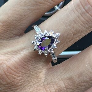 R42. Swarovski Amethyst Crystal Silver Ring